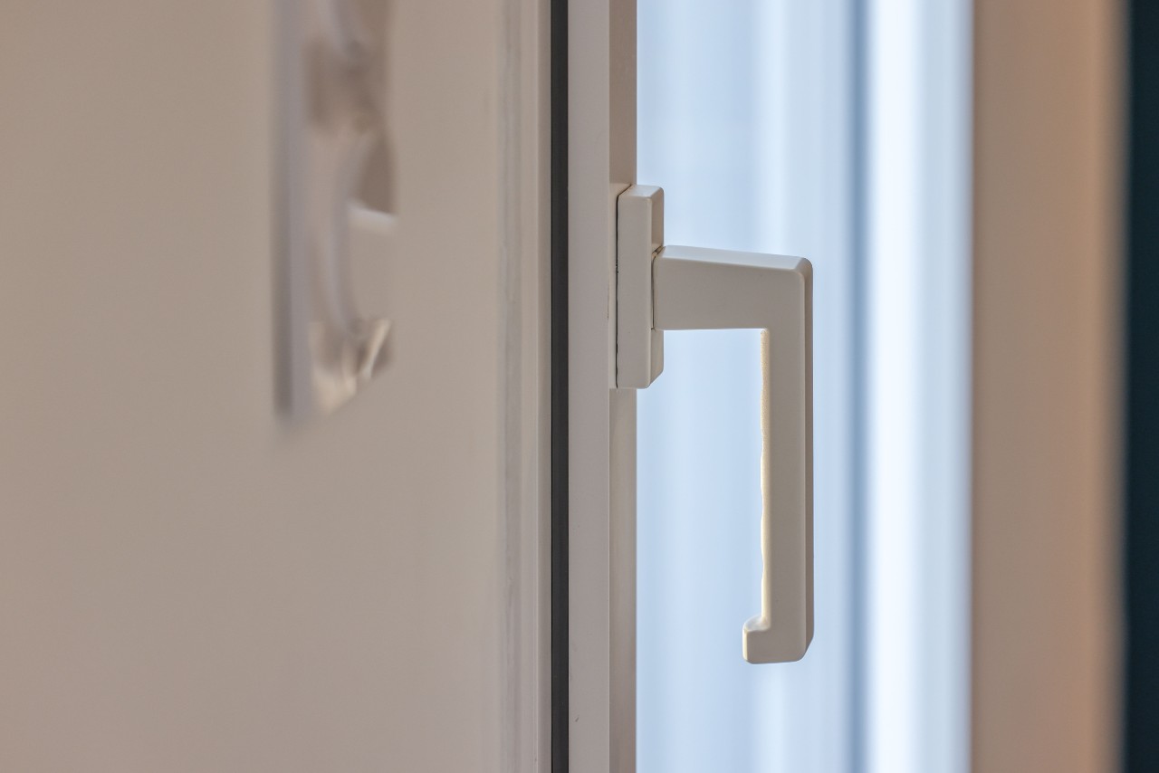 photo d'une poignée de porte fenêtre